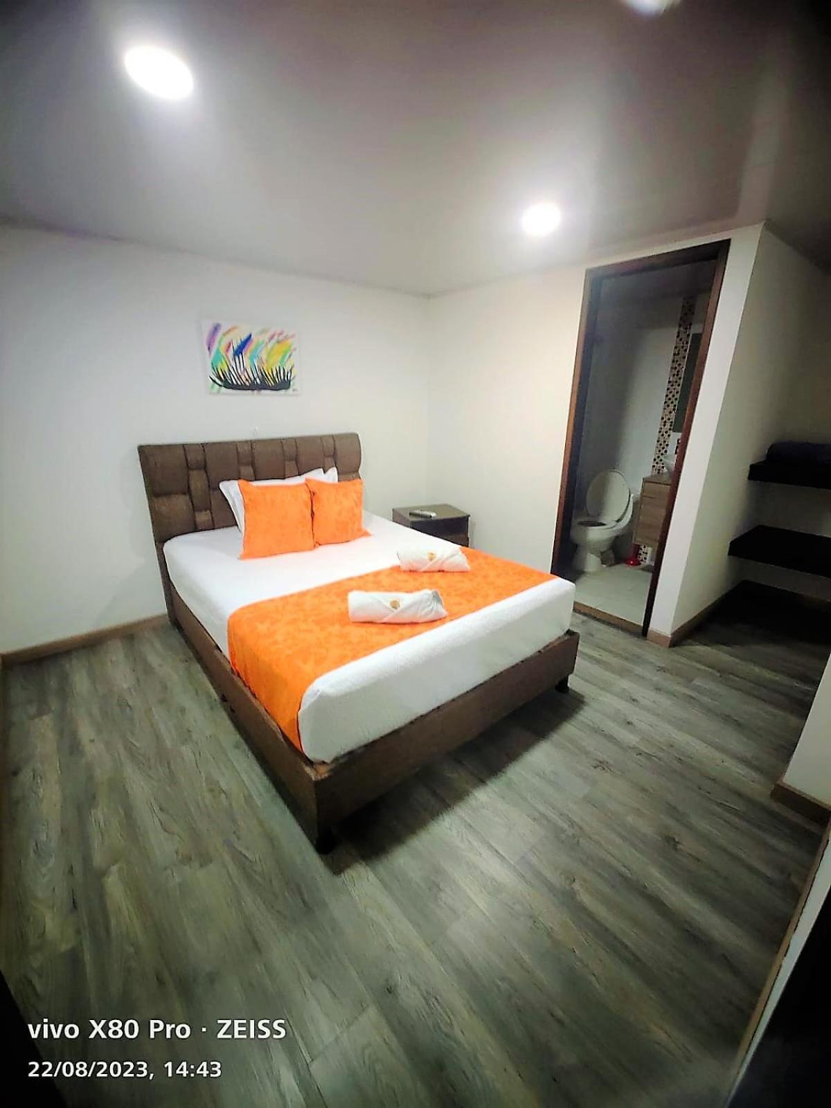 Hotel Kristal Ferial โบโกตา ภายนอก รูปภาพ