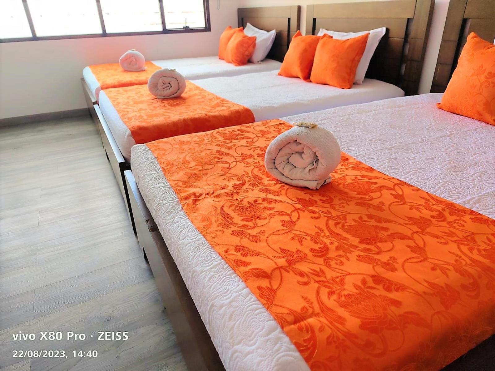 Hotel Kristal Ferial โบโกตา ภายนอก รูปภาพ