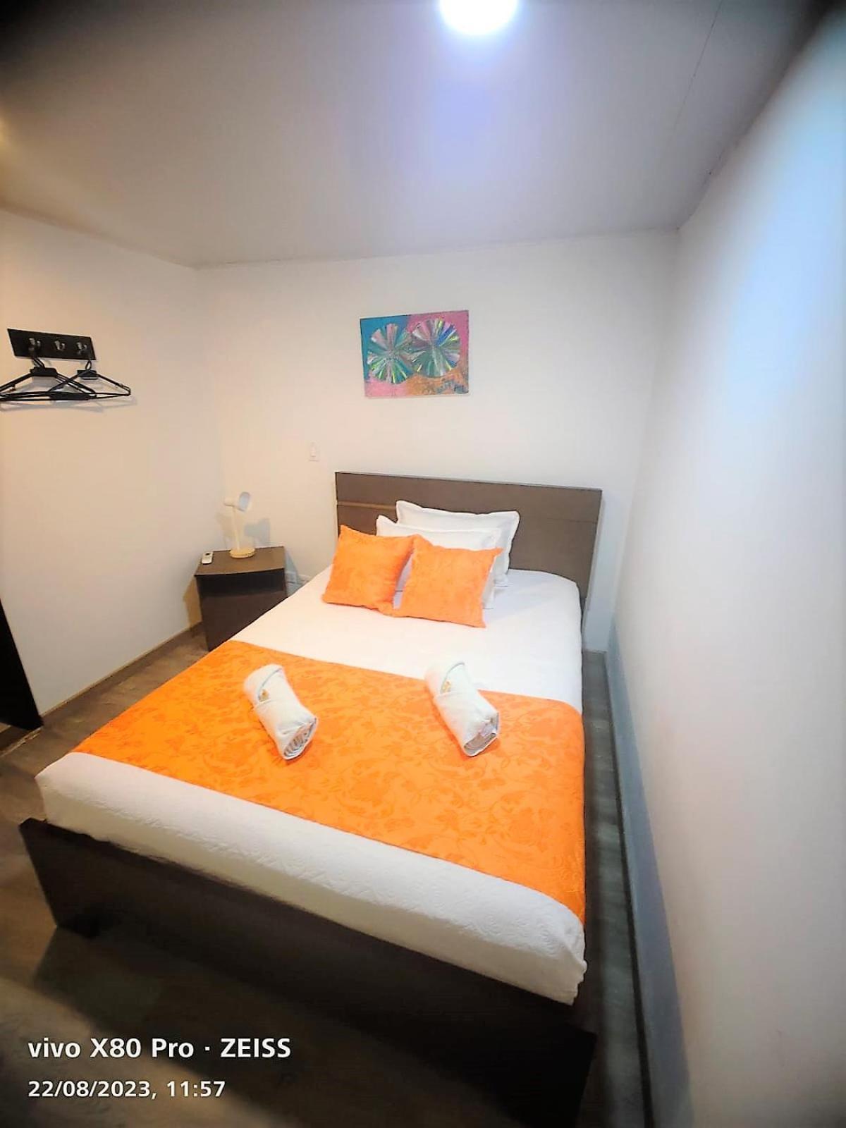 Hotel Kristal Ferial โบโกตา ภายนอก รูปภาพ