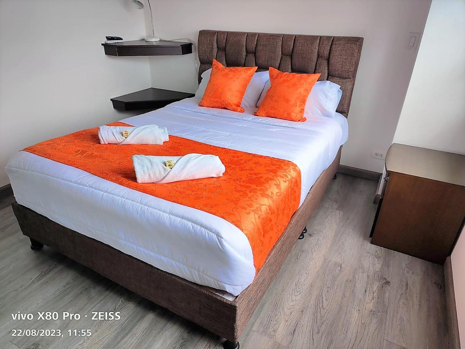 Hotel Kristal Ferial โบโกตา ภายนอก รูปภาพ